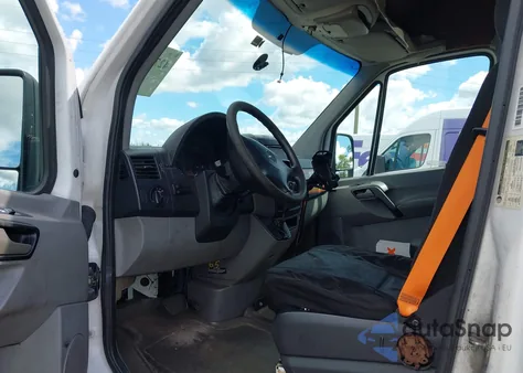 2011 Mercedes-Benz Sprinter 2500 High Roof from USA, damaged, VIN WD3PE8CB2B5564583